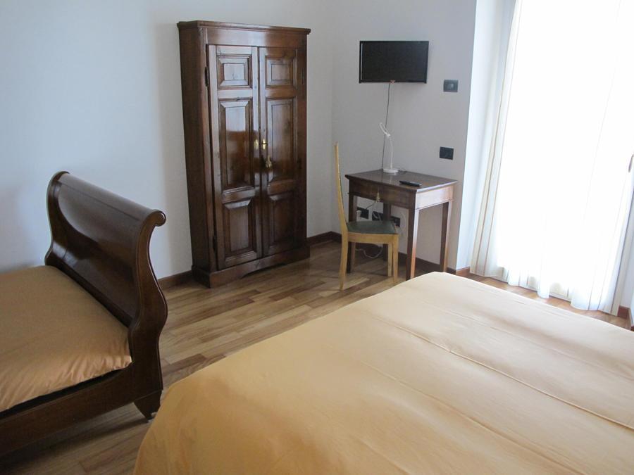 Castronno Villa Emilia الغرفة الصورة