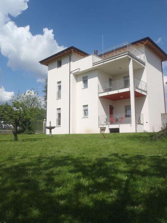 Castronno Villa Emilia المظهر الخارجي الصورة